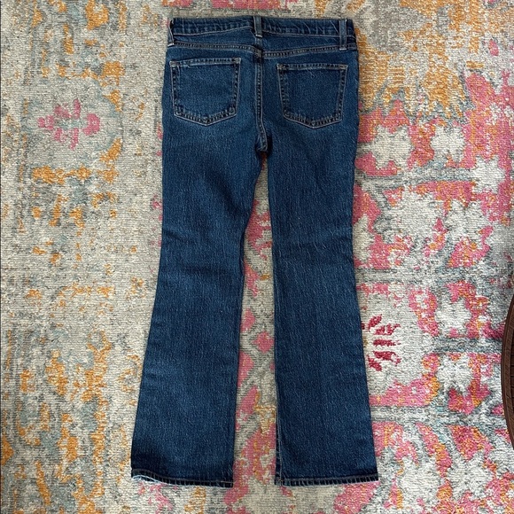 Old Navy Girls Mid-Rise Blue Boot-Cut Jeans - like new - Picture 4 of 4